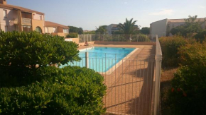 Les Locations de Lara III - T2 - 2 lits doubles Loggia Piscine Parking privatif
